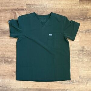 Figs Men’s M Moss Leon Three-Pocket Scrub Top™